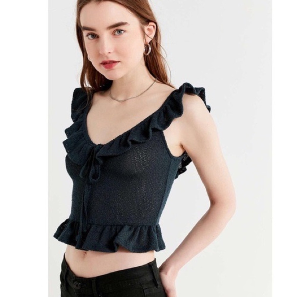 Cropped knitted top